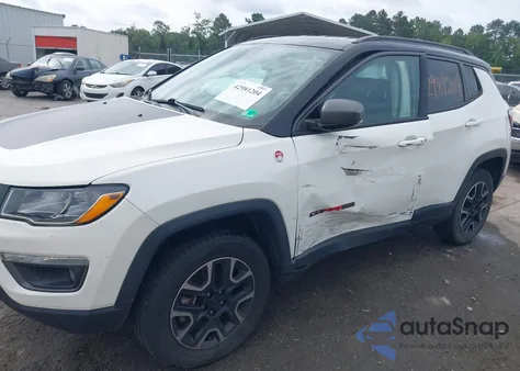 2019 Jeep Compass Trailhawk 4X4 from USA, damaged, VIN 3C4NJDDBXKT722474